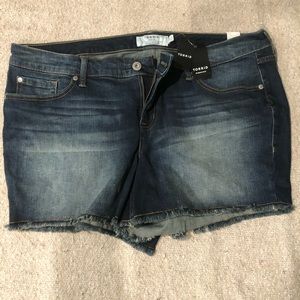 NWT Torrid Brand size 20 denim shorts